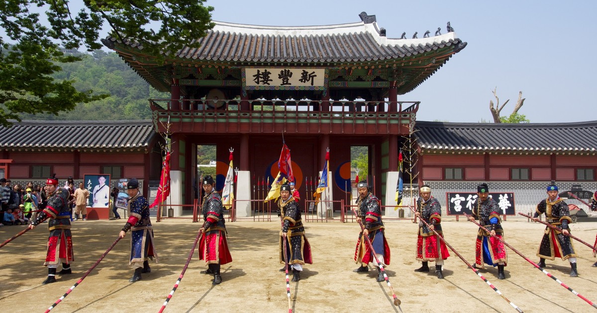 hwaseong palace