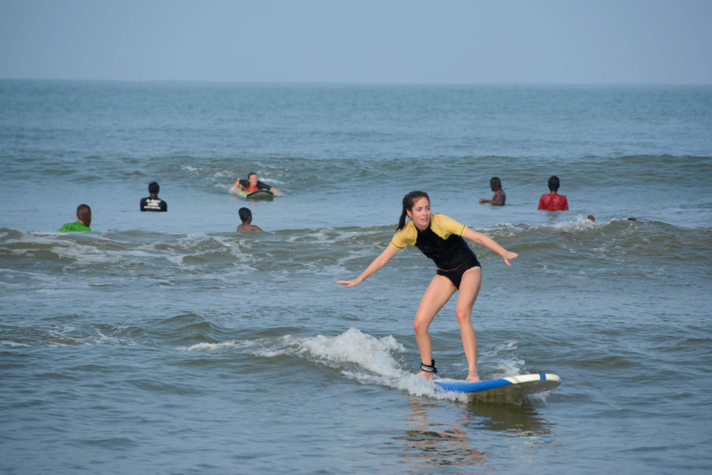 surfing at-arugam-bay