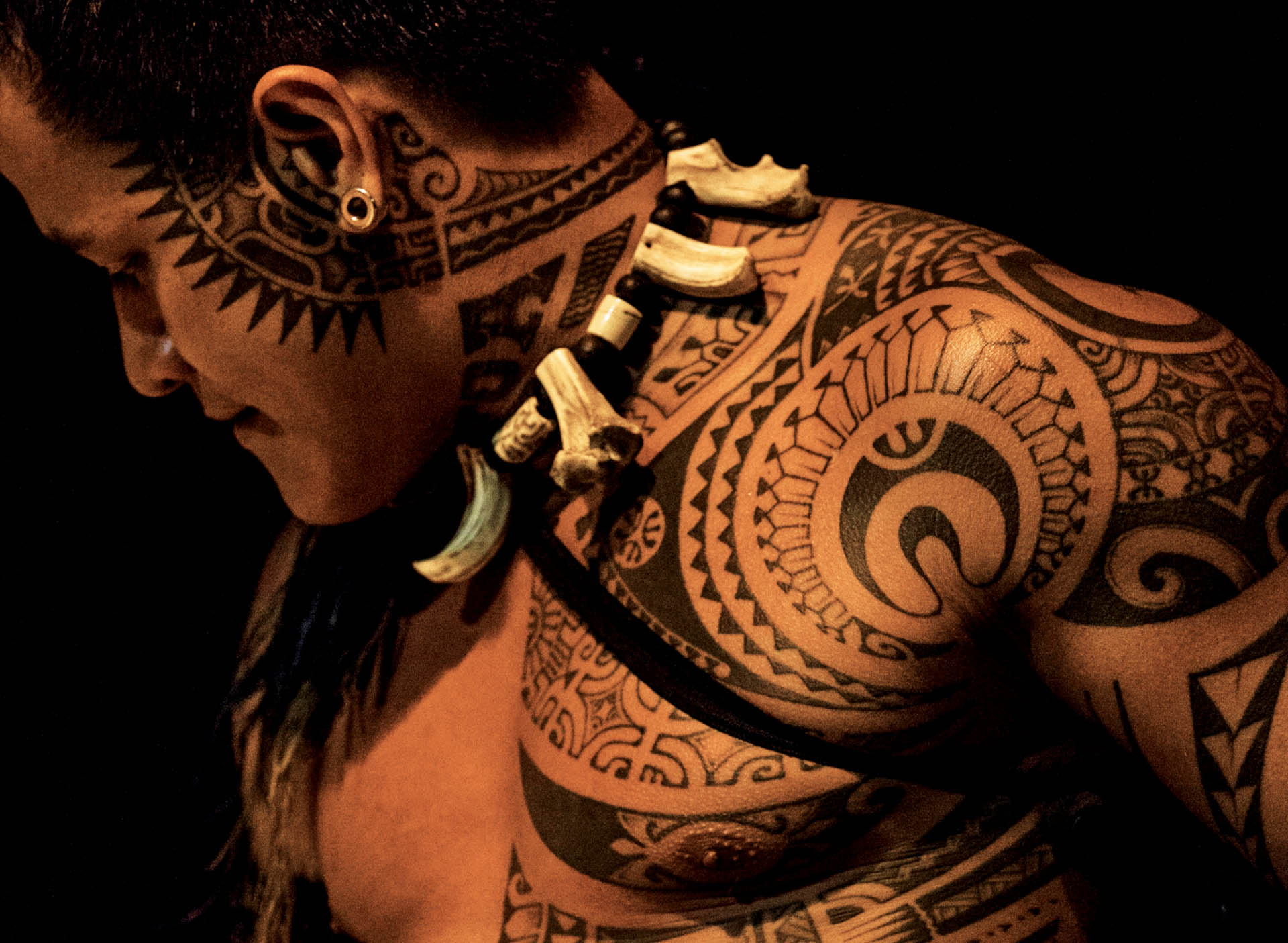 Efraima & Simeon Huuti (Polynesian Tatoo)