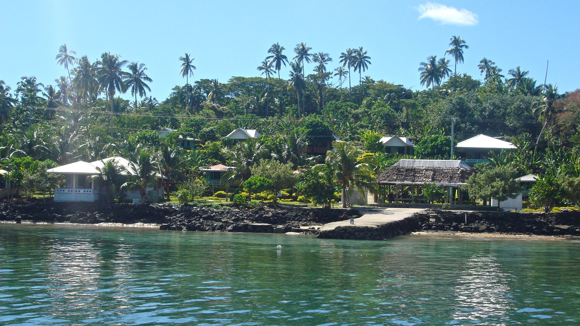 Manono Island